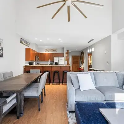 Red Hawk Townhome 2349