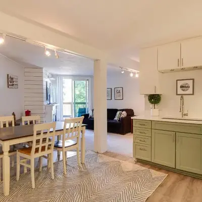 Close to Rocky Mtn Slopes! Cozy Silverthorne Condo