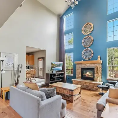 Dog Friendly Stay Near Trails in Silverthorne