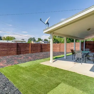2 Mi to Hospitals Home with Private Yard in Aurora