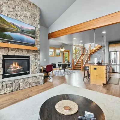 Mountain Getaway Deck Spacious Kitchen