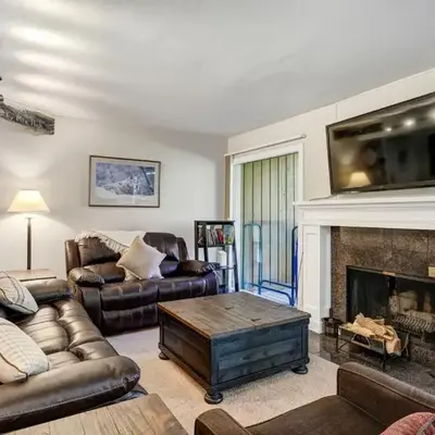 Keystone Mtn Getaway - Cozy Condo for 4