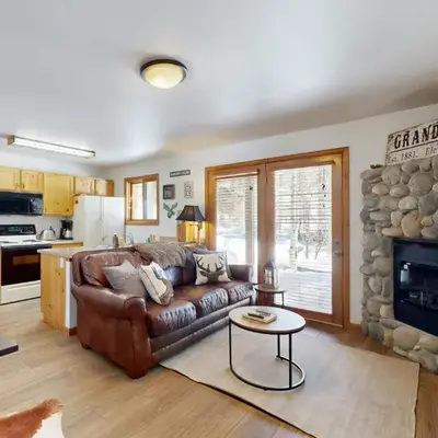 Riverview Condo #5