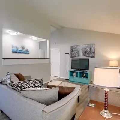 Stress-Free Commuting! Extended Stay in Littleton