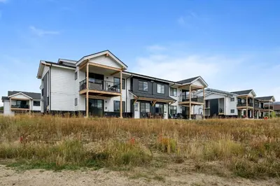 a row of houses on the beach at 301 W Meadow Mile #3 in Fraser