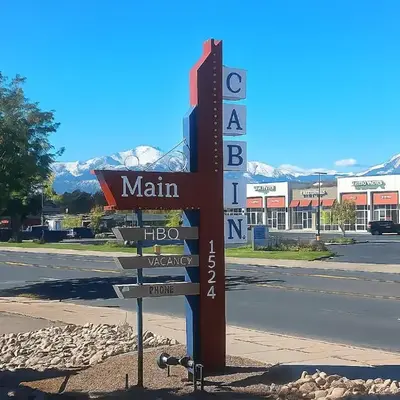 Cabins on Main Longmont