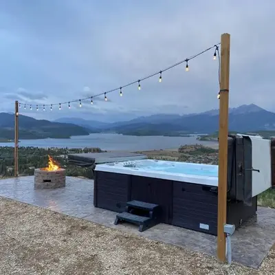10-Person HotTub