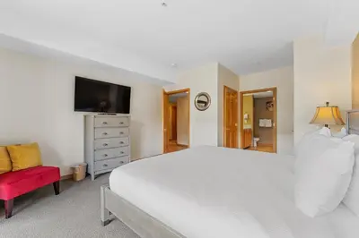 Gallery image of Gateway 5015 in Keystone