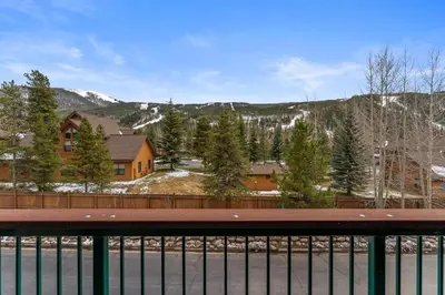 Gallery image of Gateway 5015 in Keystone