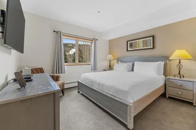 Gallery image of Gateway 5015 in Keystone