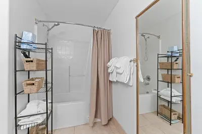 Gallery image of Gateway 5063 in Keystone