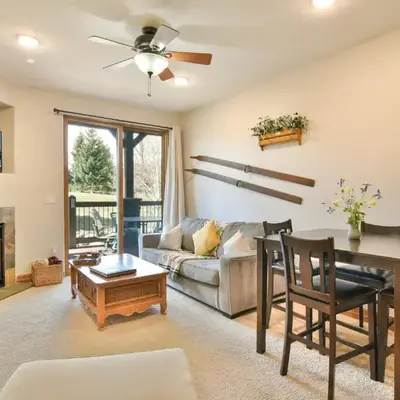 Highland Greens Retreat: Great Location