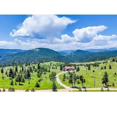Scenic Mountain Home