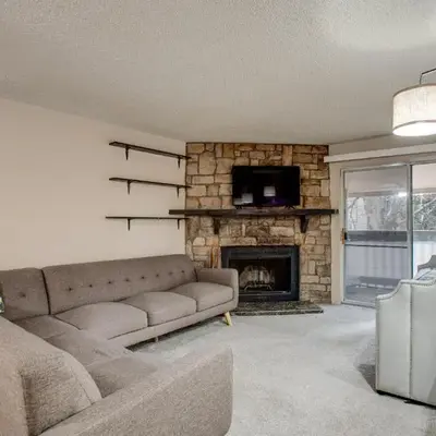 3 Mi to Buckley Convenient Condo in Aurora