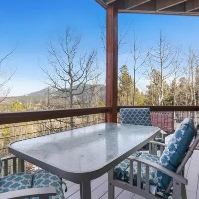 Scenic Colorado Stay Near Casinos & Hot Springs
