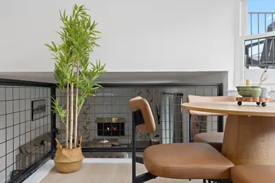 Gallery image of Zen, Hot Tub, Slide, Mahjong, Modern Kitchen in Arvada