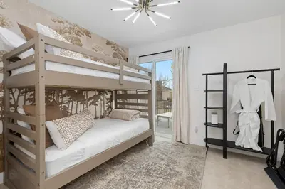 Gallery image of Zen, Hot Tub, Slide, Mahjong, Modern Kitchen in Arvada