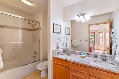 Gallery image of Lakepoint 807B - Frisco in Frisco