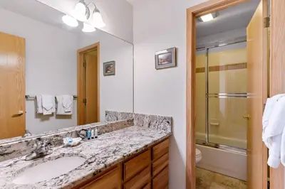 Gallery image of Lakepoint 807B - Frisco in Frisco