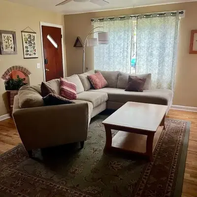 Little Brick House- pet friendly