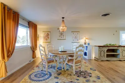 a dining room with a table and chairs at 2 Mi to Old Town Pet-Friendly Home Base in Arvada in Arvada
