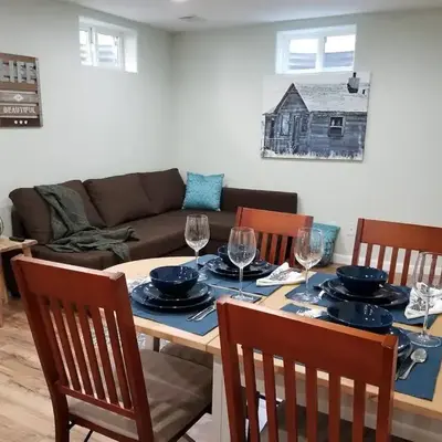 Renovated 2BR flat near Red Rocks-Rocky Mt-DT-15min