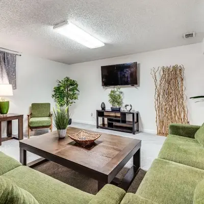 Cozy Boulder Basement Unit Upscale Outdoor Space!