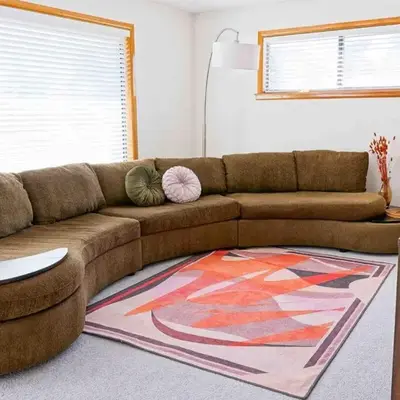 Retro 70s Styled Home 15 min to Downtown