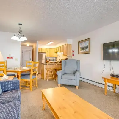 Heated Pool and Hot Tub! Winter Park Mtn Retreat