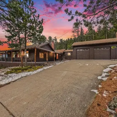 Twin Fawns cabin