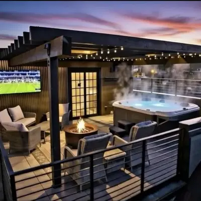 Home Spa Retreat Downtown WP Walk to Shops Dining