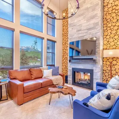Luxury Mountain Winter Getaway w Beautiful Views