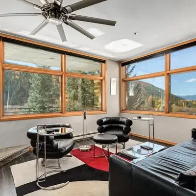 River Bank Lodge 2916