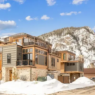 Experience the charm of Frisco in this spacious townhome