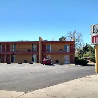 Essex House Motel