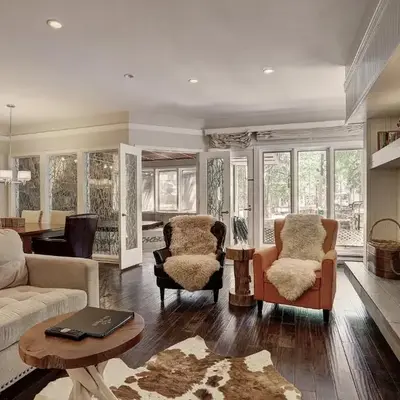 2721 Chateaux DMont Condo