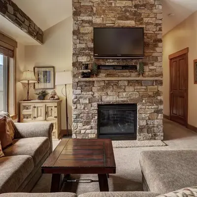 8912 The Springs Condo