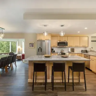 2112 The Pines Condo