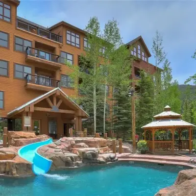 3 Bedroom Condo In River Run With Shared Pool