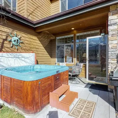 Silverthorne Sanctuary