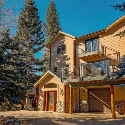 Streamside 333B Townhouse