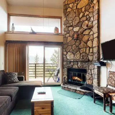 Buffalo Village 402