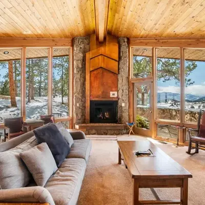 Stutzhaven In The Mountains Home