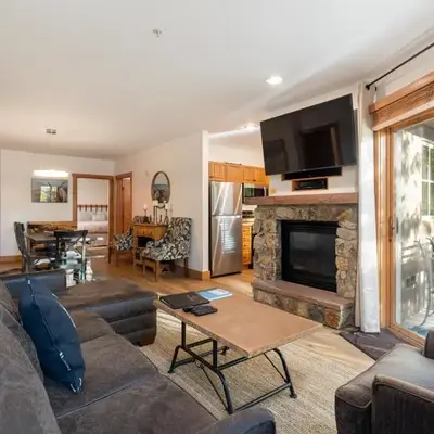 8577 Expedition Station Condo