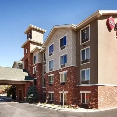 Best Western Plus Gateway Inn & Suites - Aurora