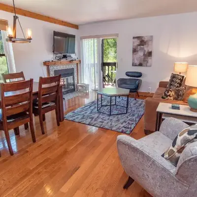 Mountainside Peakview Condo: Cool Location