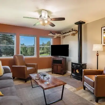 Aspen Grove Getaway - EV #3196
