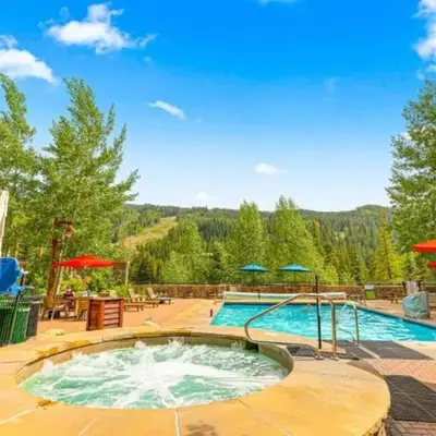 1 Bedroom Mountain Condo In River Run Village With Beautiful Mountain Views And Walking Distance To Ski