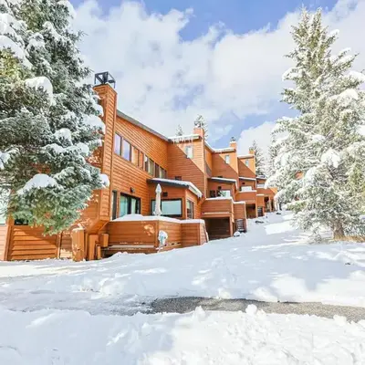 Tennis Townhome 2 Bd 25 Ba TTMR