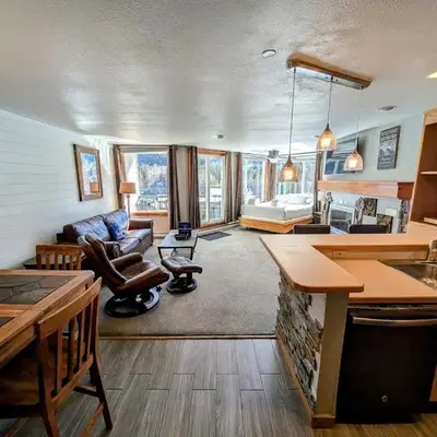 Lakeside 1485 by SummitCove Lodging